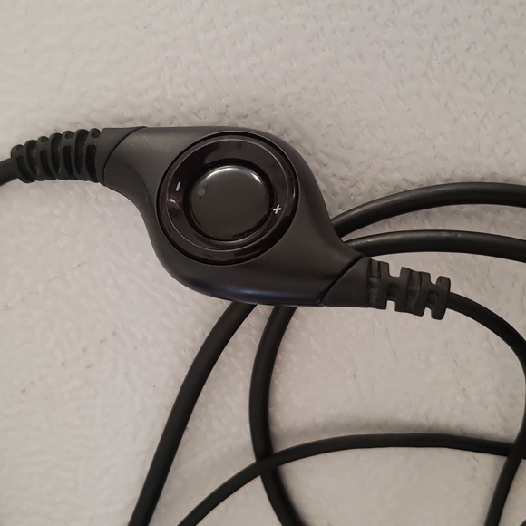 Headset - Picture 7 of 8